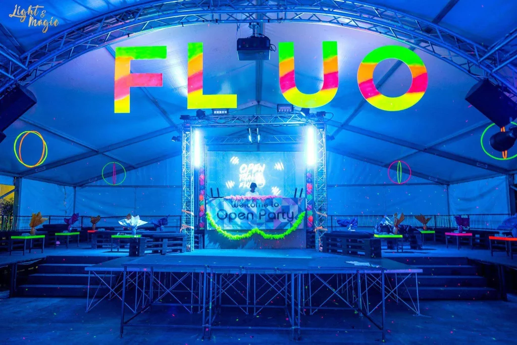 Open Total Fluo Party