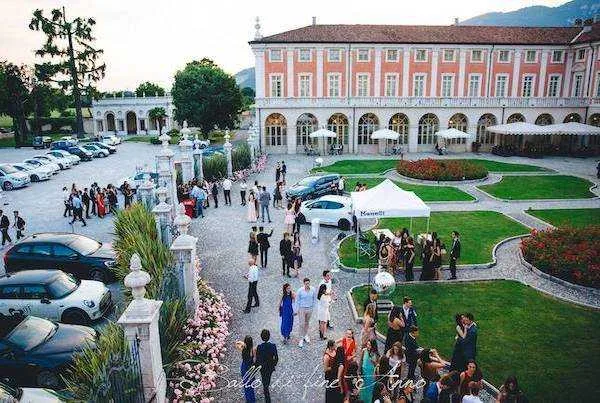 Il Ballo di Fine Anno