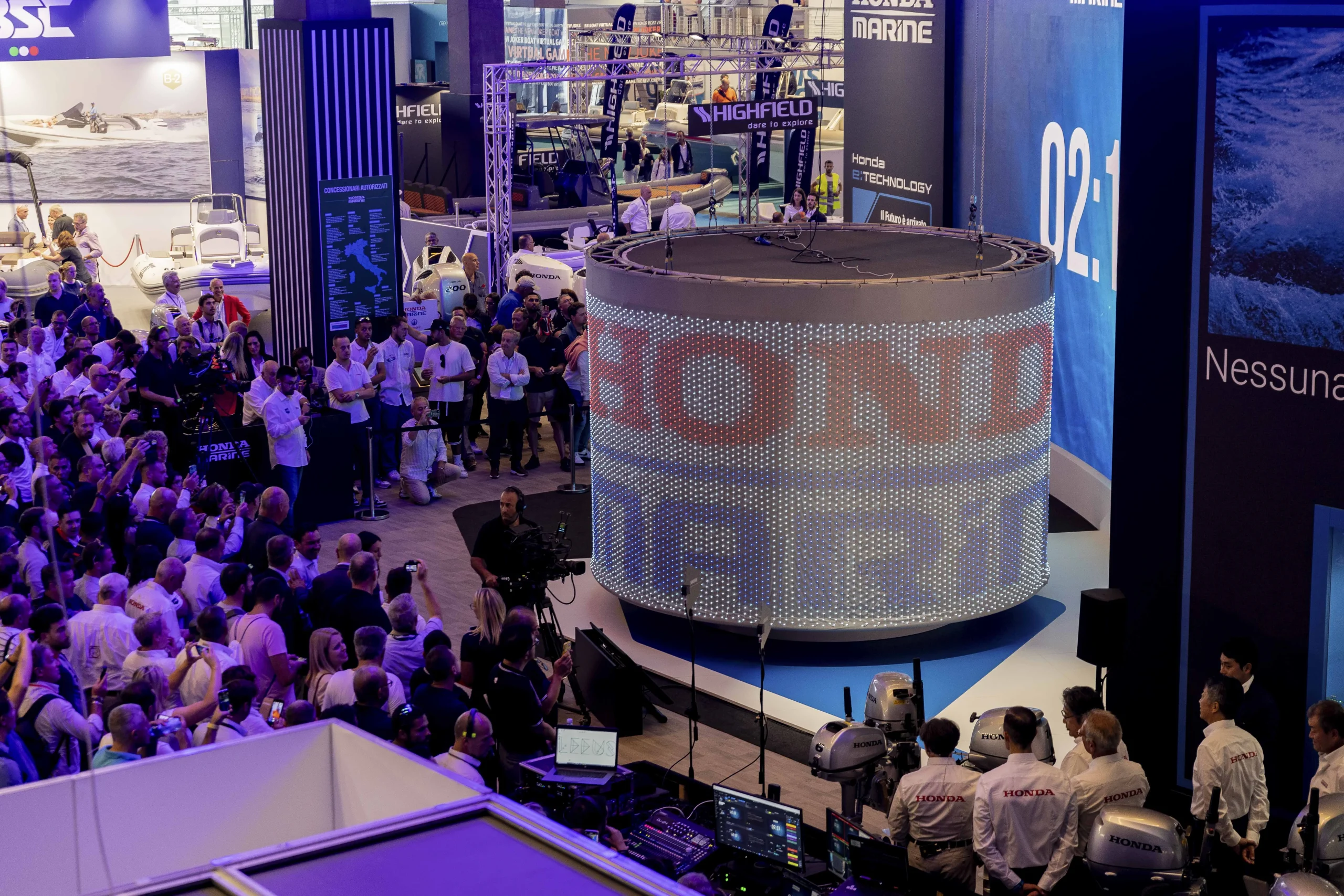 13.000 Led illuminano il Salone Nautico di Genova