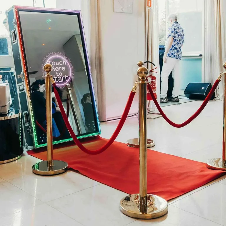 Mirror Open Staff